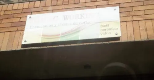 YOUNG WORKING YOUNG WORKING